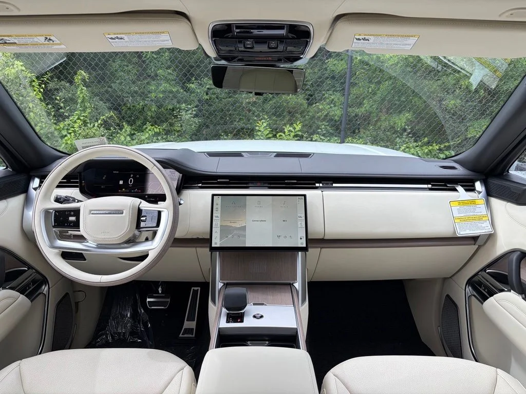 New 2026 White Land Rover Autobiography image 18