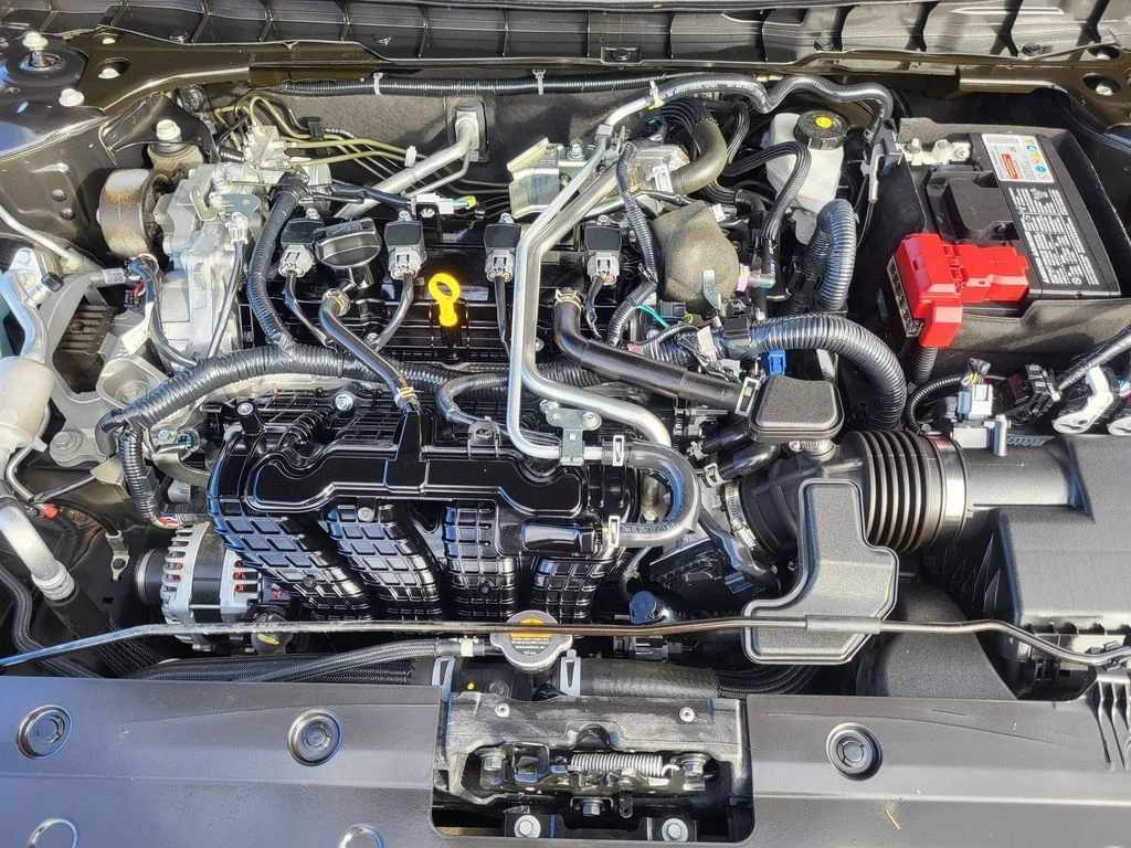 Certified Used 2022 Super Black Nissan 2.5 SV image 22