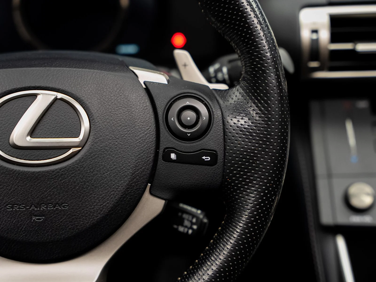 Used 2016 White Lexus 200t image 48