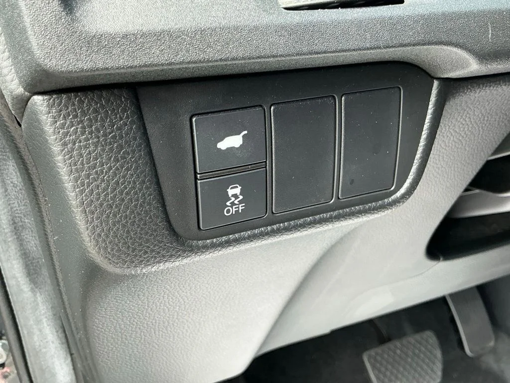 Used 2024  Honda Sport-L image 33