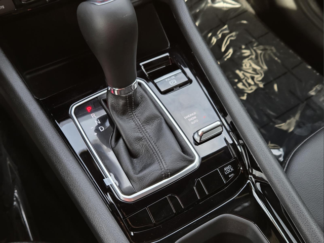New 2026 Joose Exterior Paint Jeep Latitude image 12