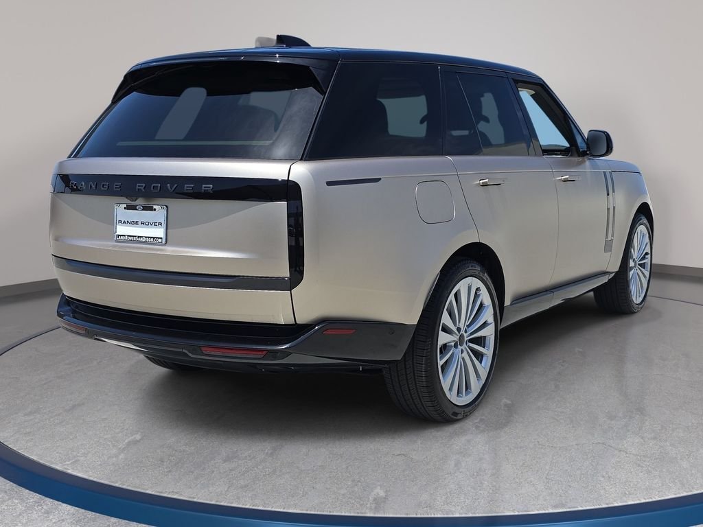 New 2026 Sunset Gold Satin Land Rover SE image 5