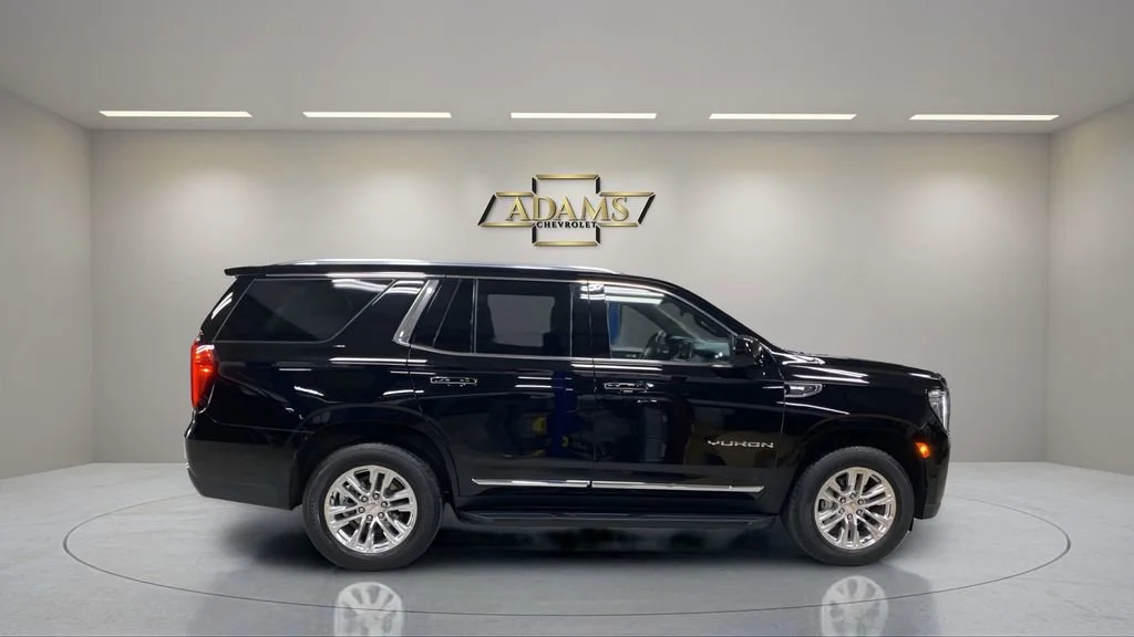 2023 GMC Yukon SLT - Photo 7