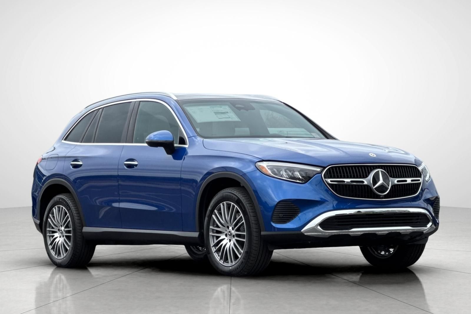 New 2026 Starling Blue Metallic Mercedes-Benz GLC 300 image 32