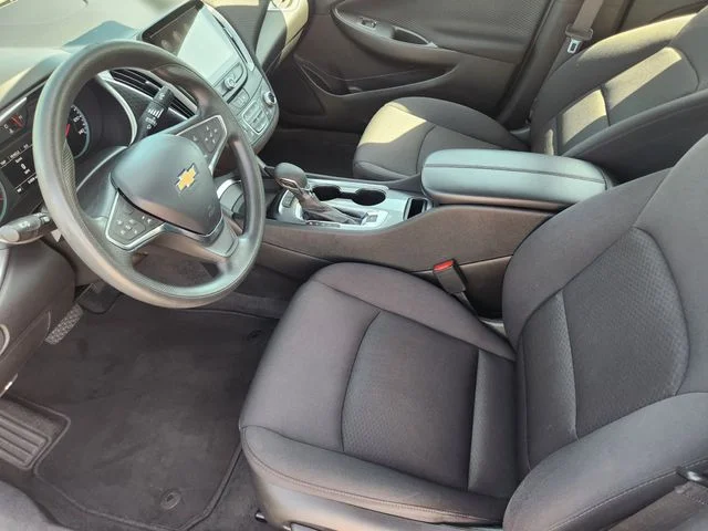 Used 2024 Summit White Chevrolet LT image 13