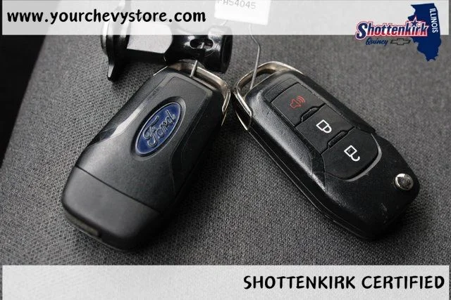 Used 2022 Blue Ford XLT image 32
