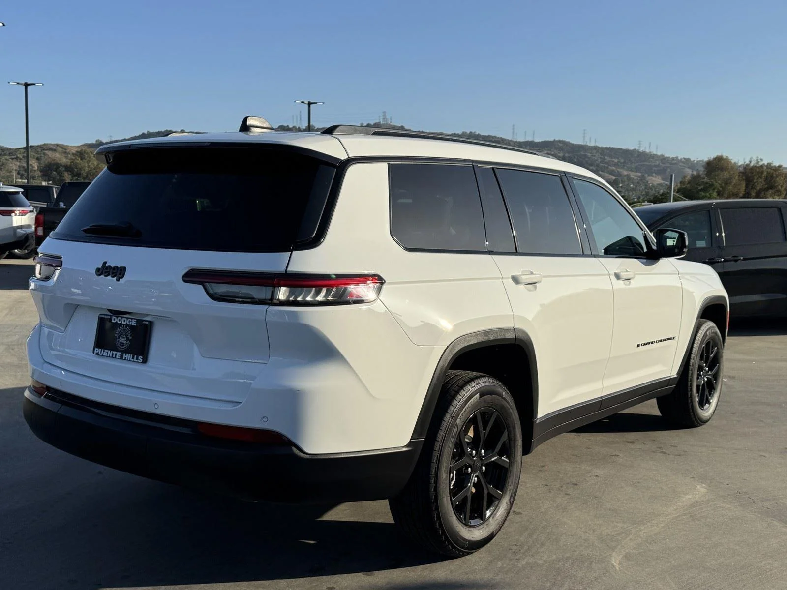 Certified Used 2025 Bright White Clearcoat Jeep Altitude X image 6