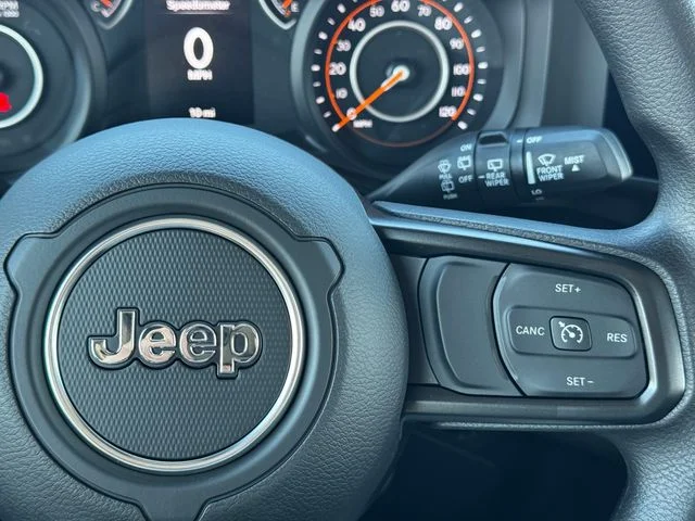 New 2026 Bright White Clear-Coat Exterior Paint Jeep Sport image 25