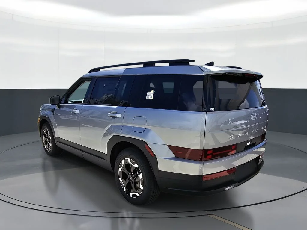 New 2027 Silver Hyundai SEL image 4