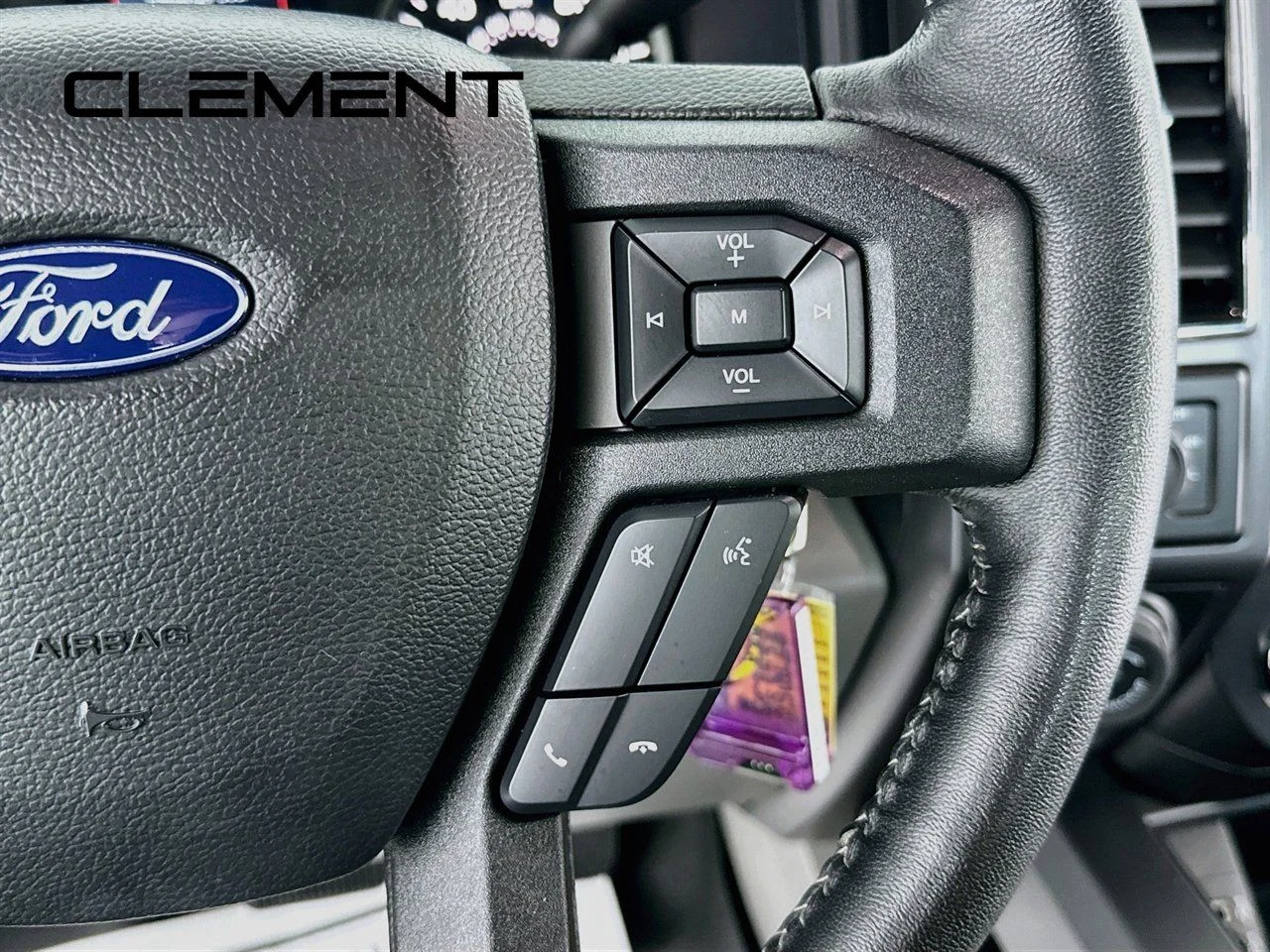 Used 2019 Blue Ford XLT image 17