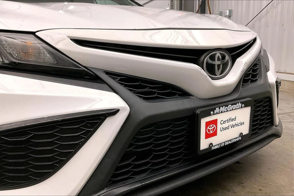 Certified Used 2021 White Toyota SE image 32