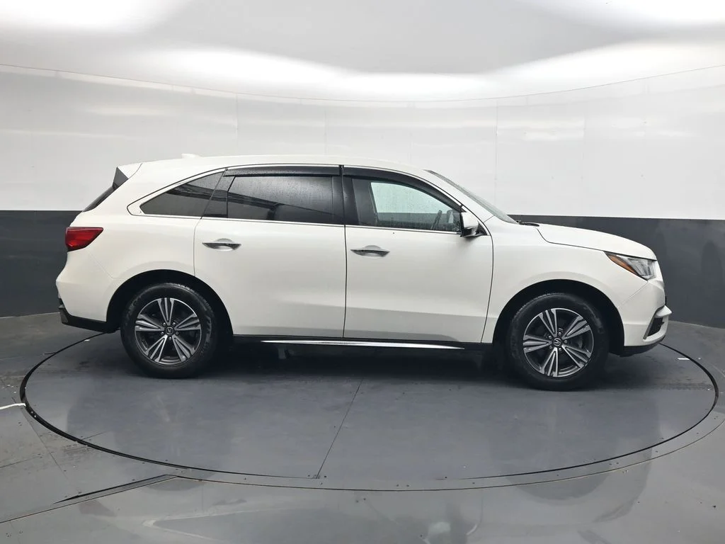 Used 2017 White Diamond Pearl Acura 3.5L image 3