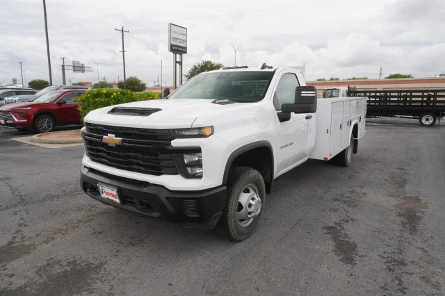 2024 Chevrolet Silverado 3500 Chassis Cab