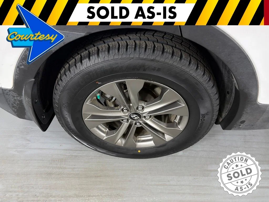 Used 2013 White Hyundai Base image 11