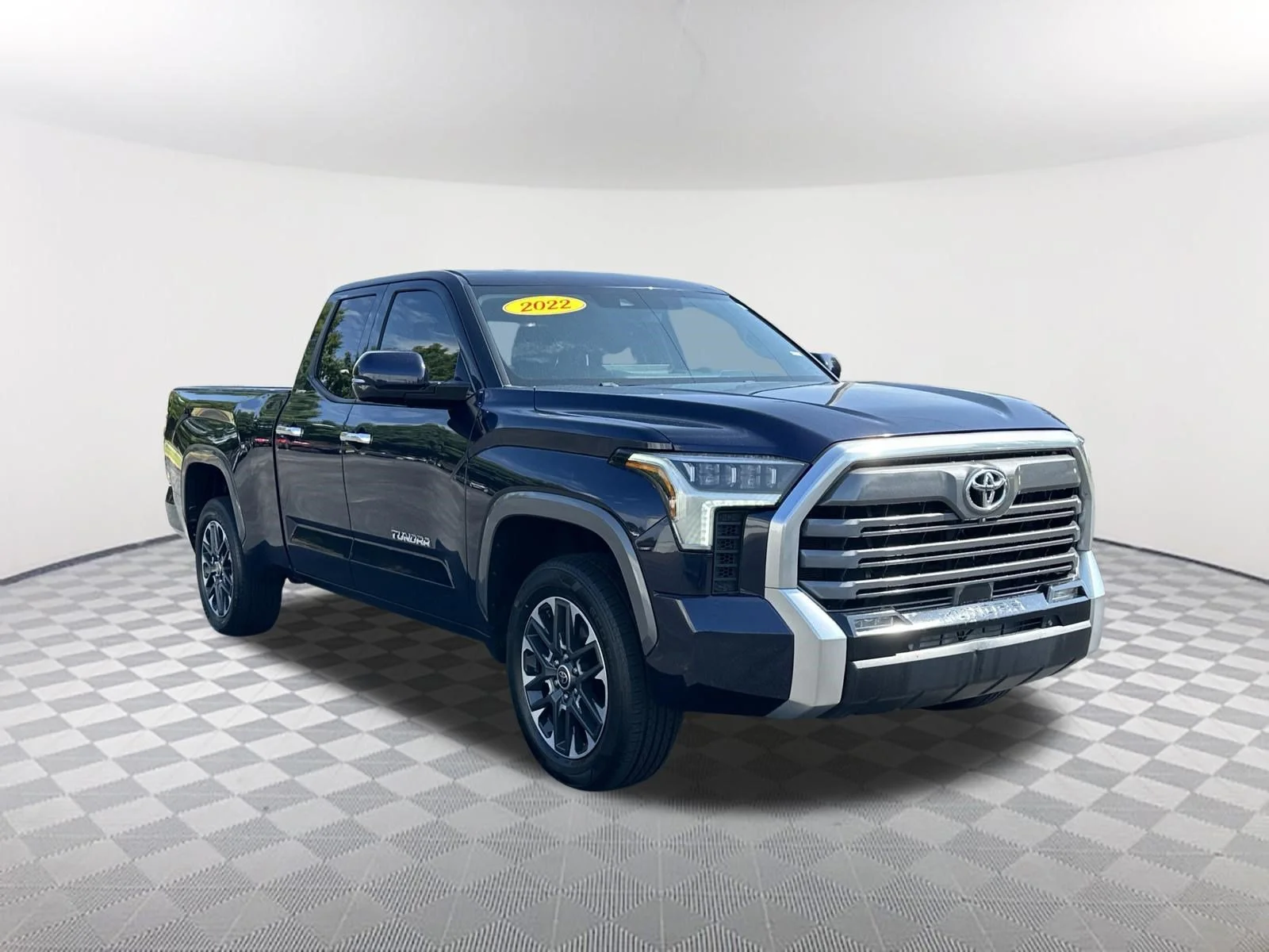 Used 2022 Blueprint Toyota Limited image 3