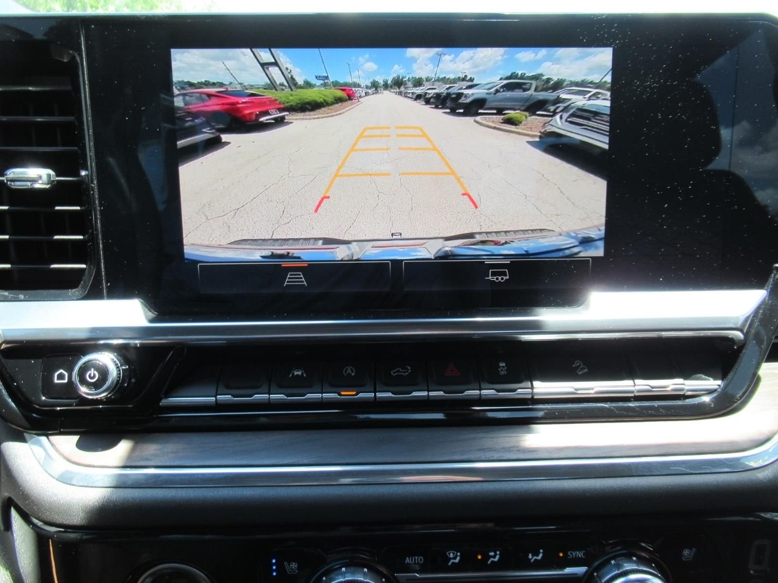 Used 2023 Black GMC SLT image 28