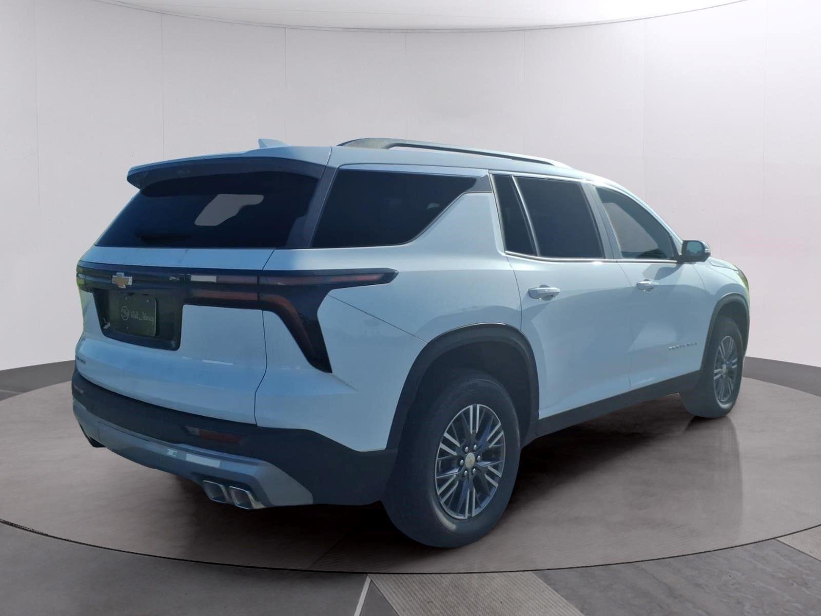 New 2026 Summit White Chevrolet LT image 5