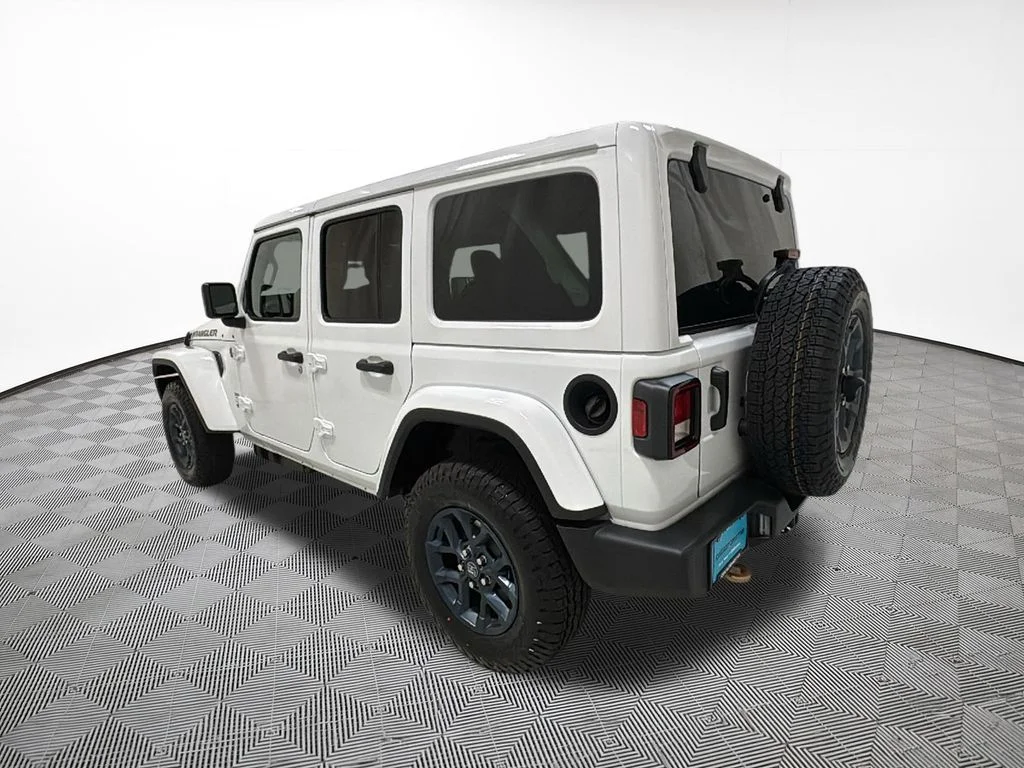 New 2026 White/off-white Jeep Sport image 11