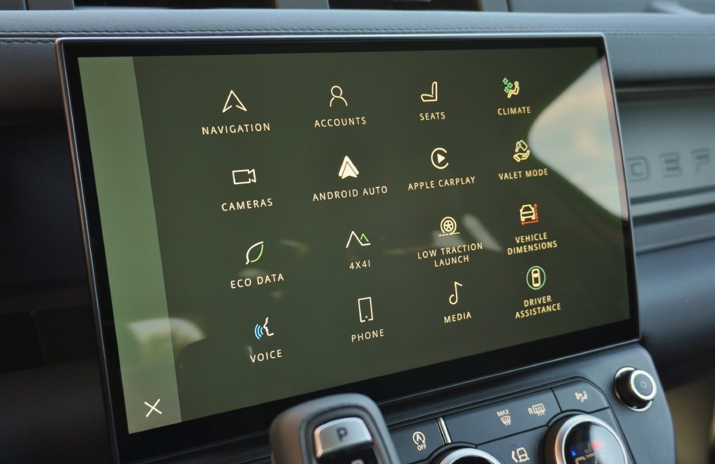 New 2026 Woolstone Green Land Rover S image 20