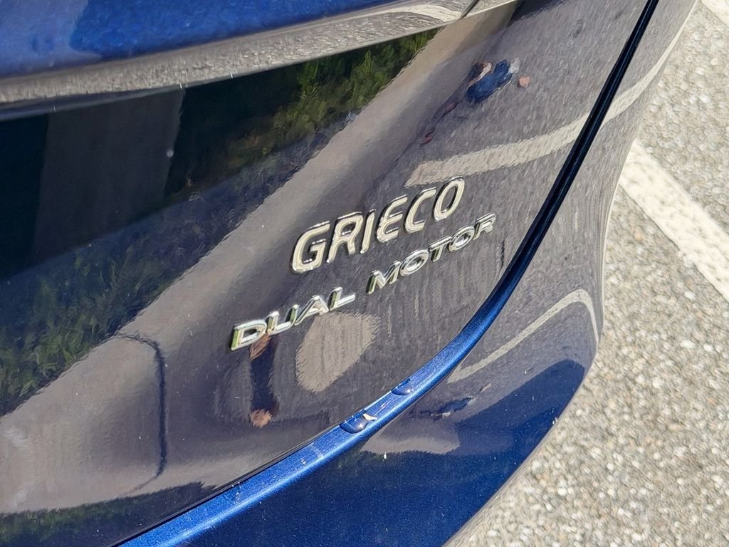 Used 2022  Tesla Long Range image 15