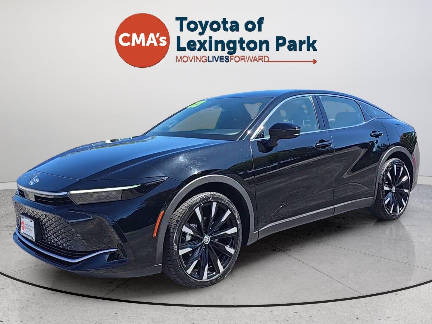 Used 2023 Black Toyota Platinum image 1