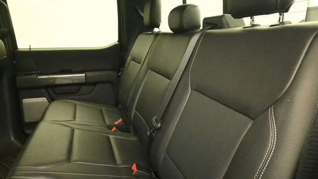 Used 2022 Red Ford XLT image 12
