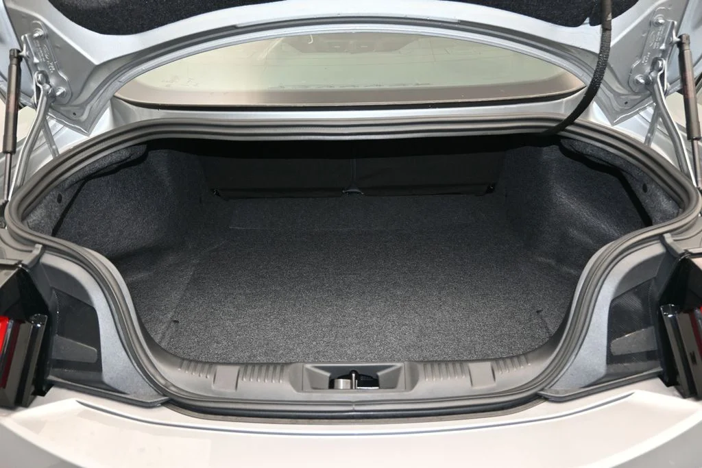 New 2026 Iconic Silver Metallic Ford EcoBoost® Fastback image 14
