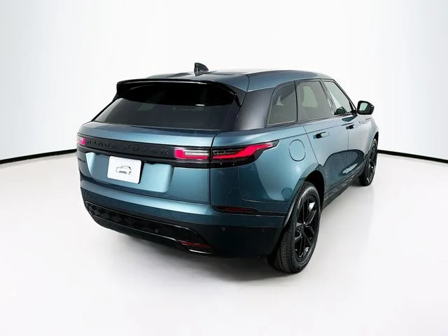 New 2026 Green Land Rover S image 5