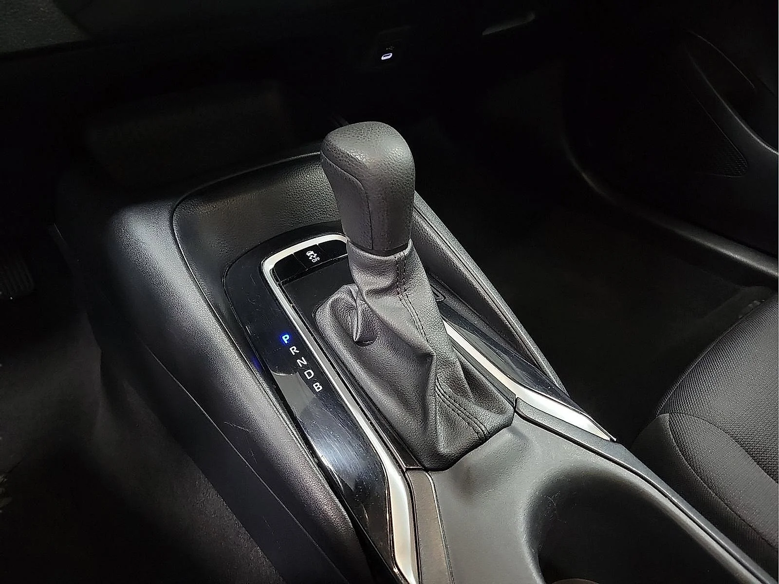 Certified Used 2024 UNDERGROUND Toyota LE image 18