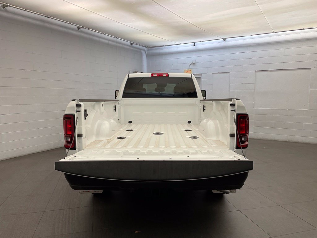 New 2026 Bright White Clear-Coat Exterior Paint RAM Tradesman image 5
