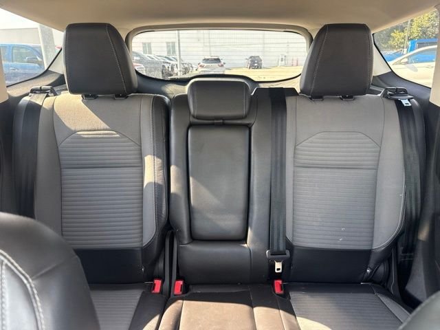 Used 2017 White Ford SE image 23
