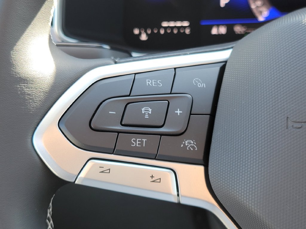 New 2027 Gray Volkswagen 1.5T SE image 13