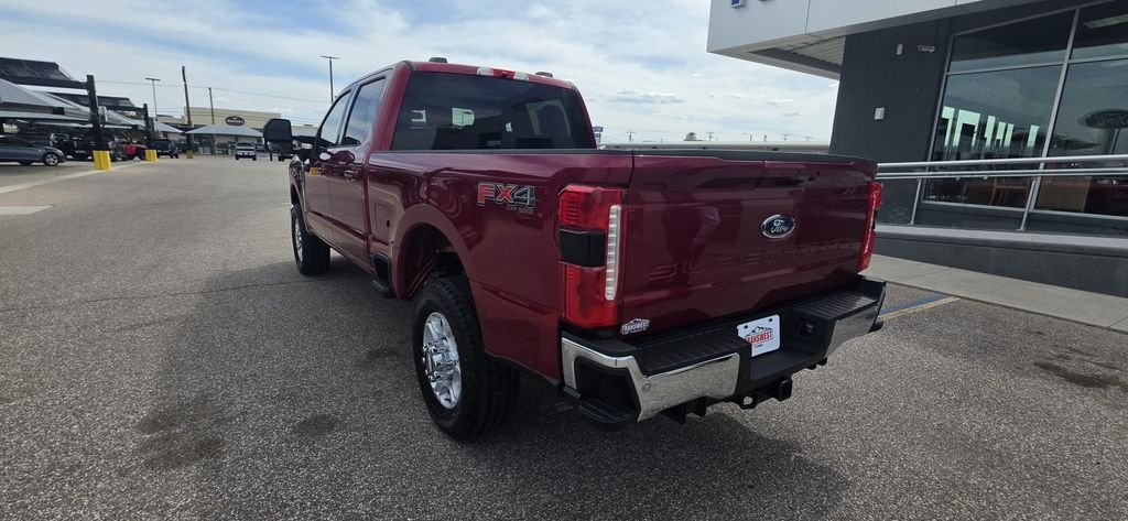 New 2026 Ruby Red Metallic Tinted Clearcoat Ford F-250® XLT image 7