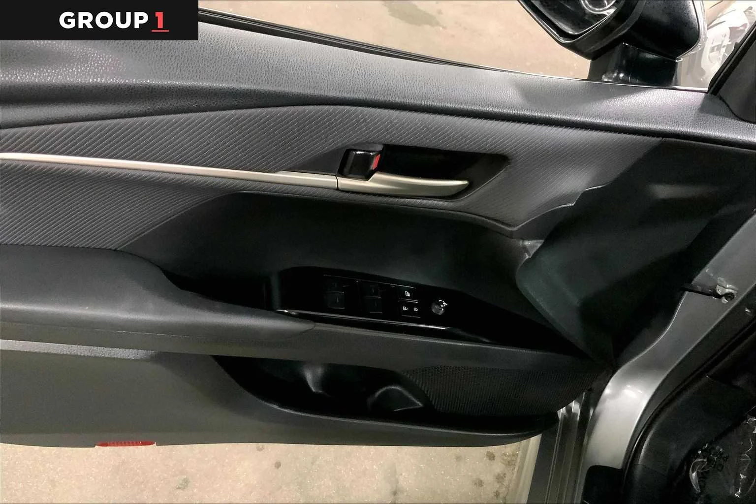 Certified Used 2025 Heavy Metal Toyota SE image 36