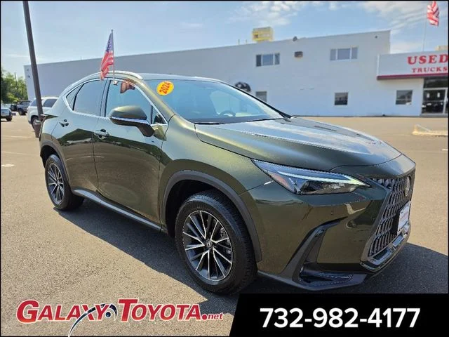 Used 2024 Green Lexus 350 Premium image 1