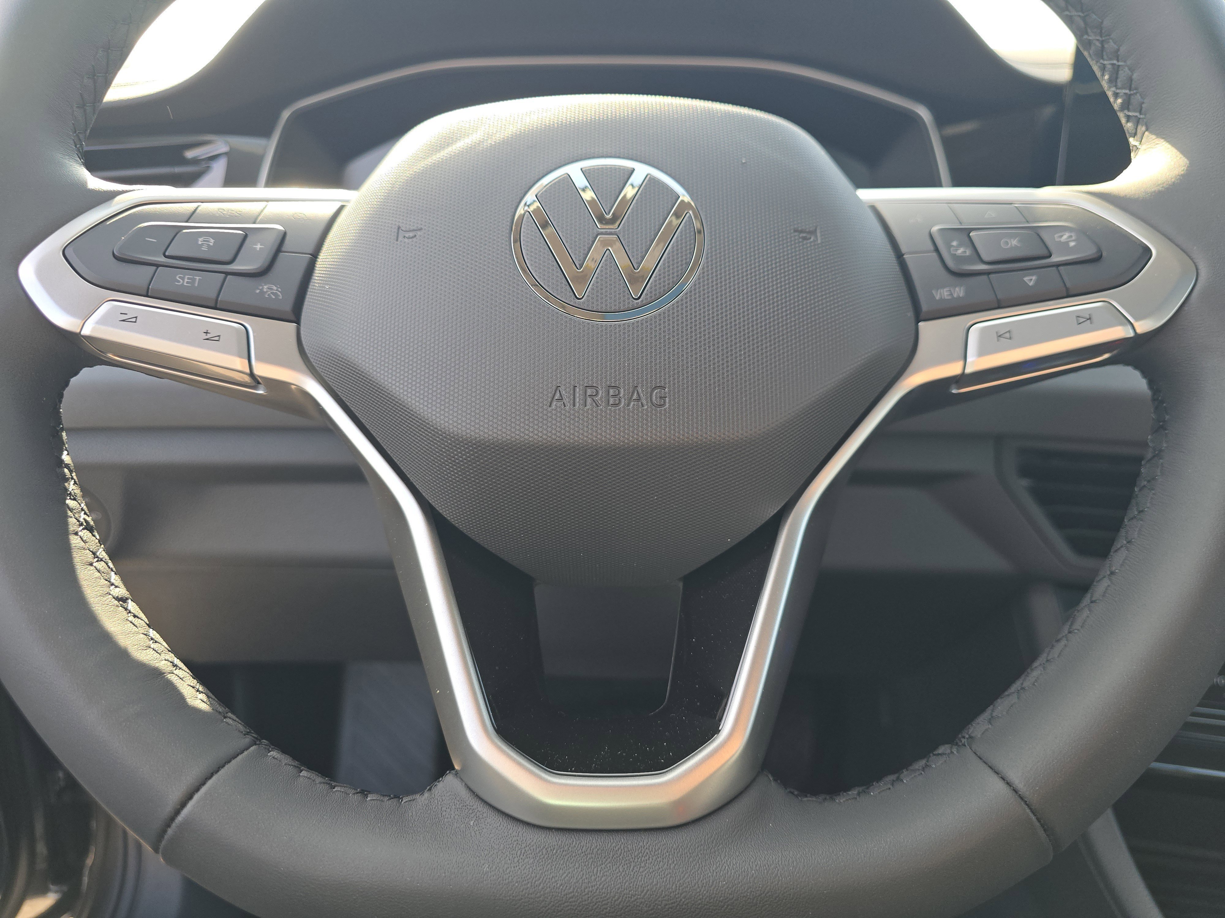 New 2026 Platinum Gray Metallic Volkswagen SE image 20