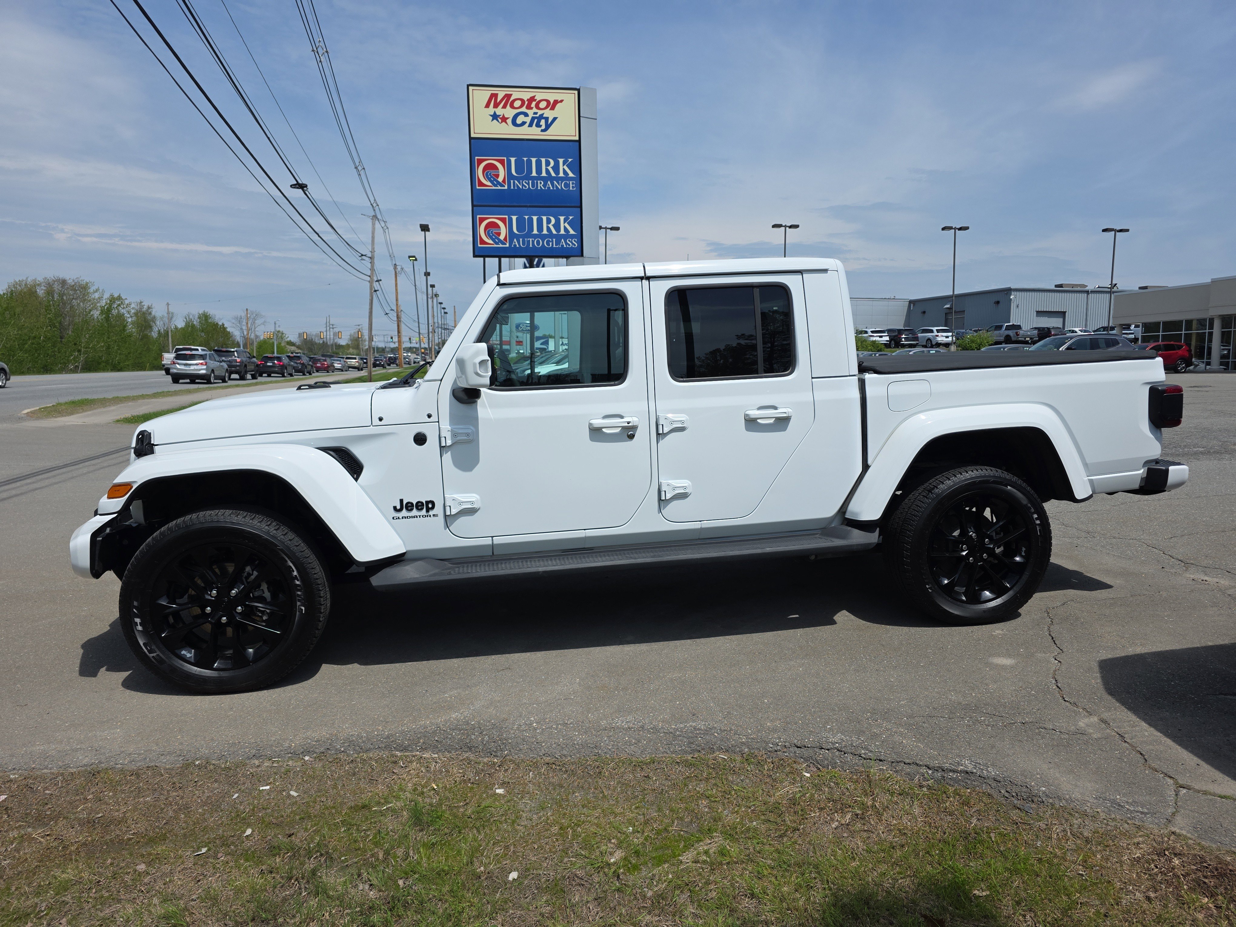 Used 2023 Bright White Clearcoat Jeep High Altitude image 2