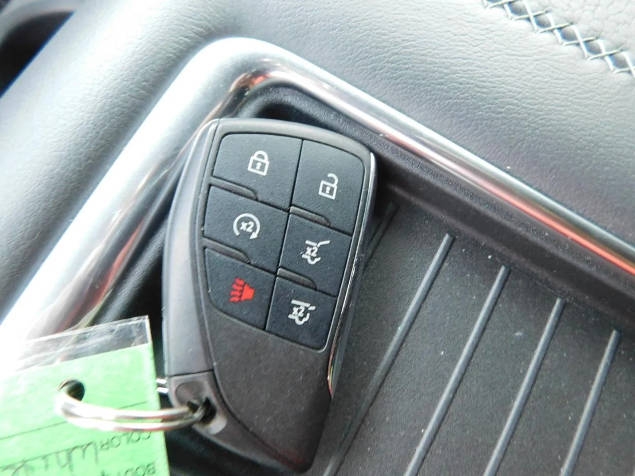 Used 2021 White GMC 4WD 4dr Denali image 44