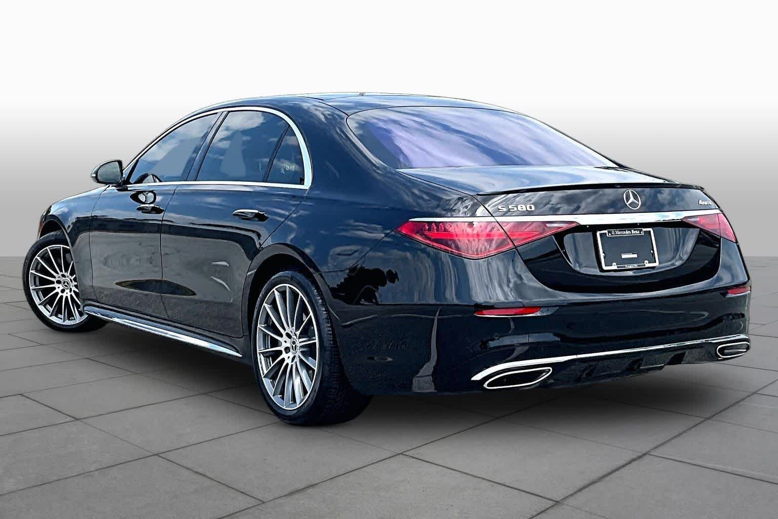 Used 2024 Obsidian Black Metallic Mercedes-Benz S 580 image 12