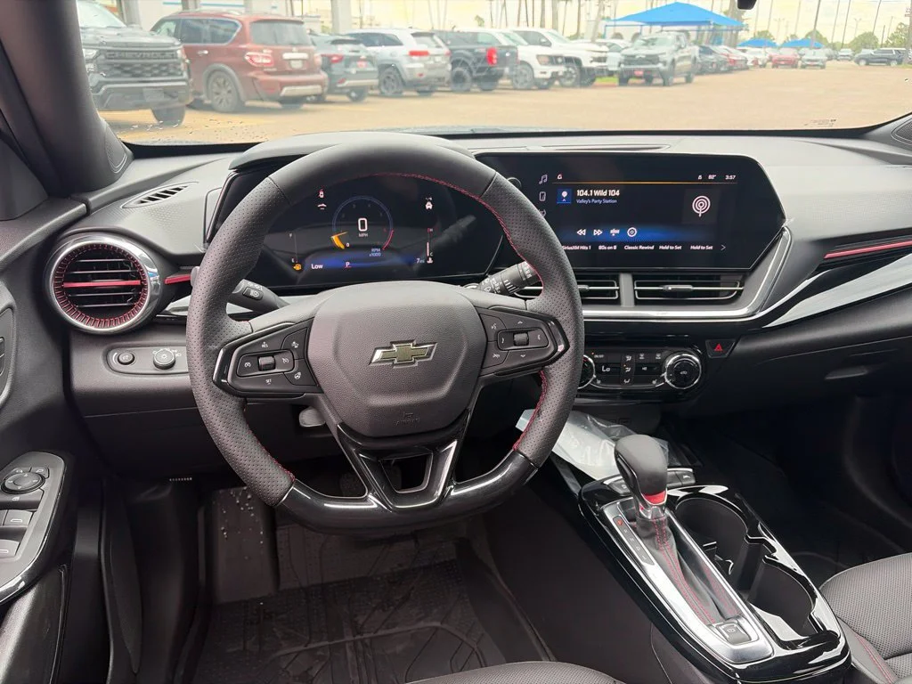 2026 Chevrolet Trax RS - Photo 9