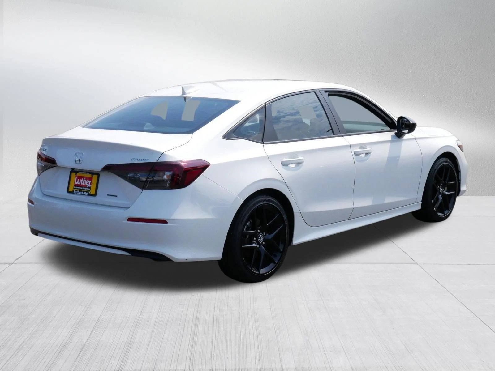 Used 2025 Platinum White Pearl Honda Sport image 7
