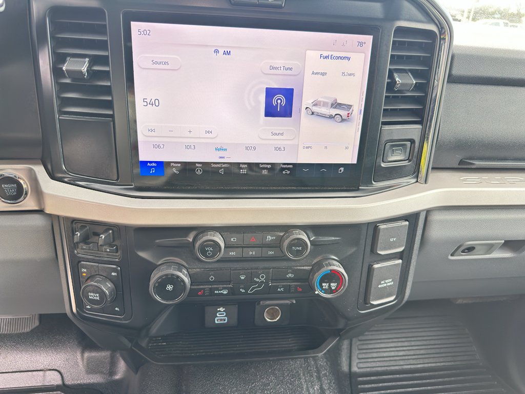 Used 2025 Oxford White Ford XLT image 19