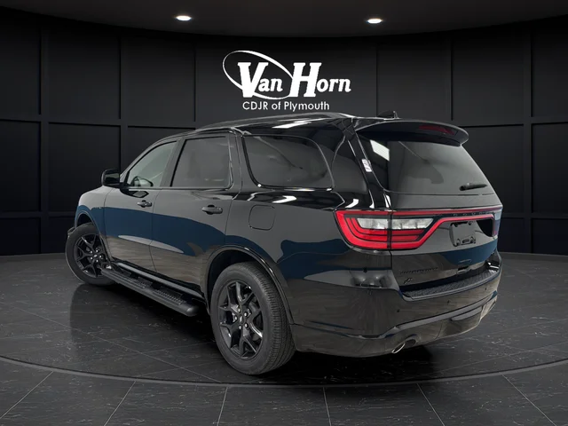 New 2026 Diamond Black Clear-Coat Exterior Paint Dodge GT HEMI V8 image 5