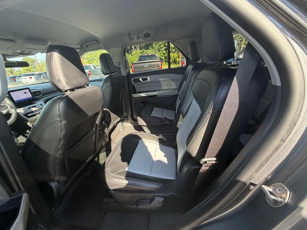 Used 2023 Gray Ford XLT image 51