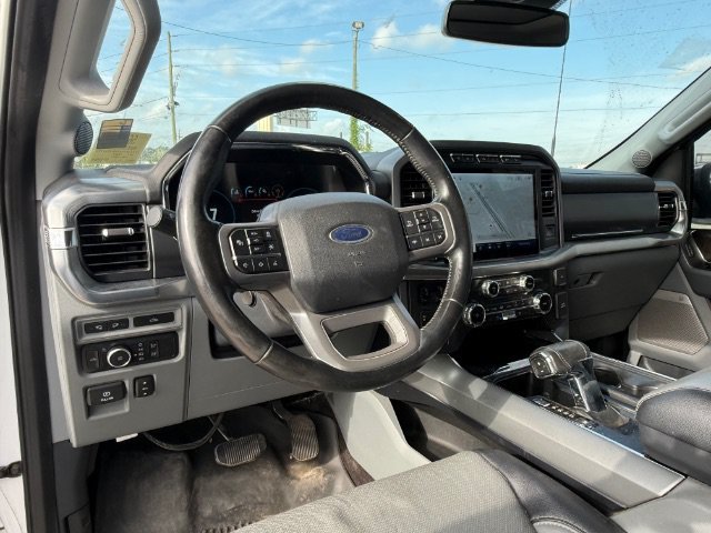 Used 2022 White Ford LARIAT image 14