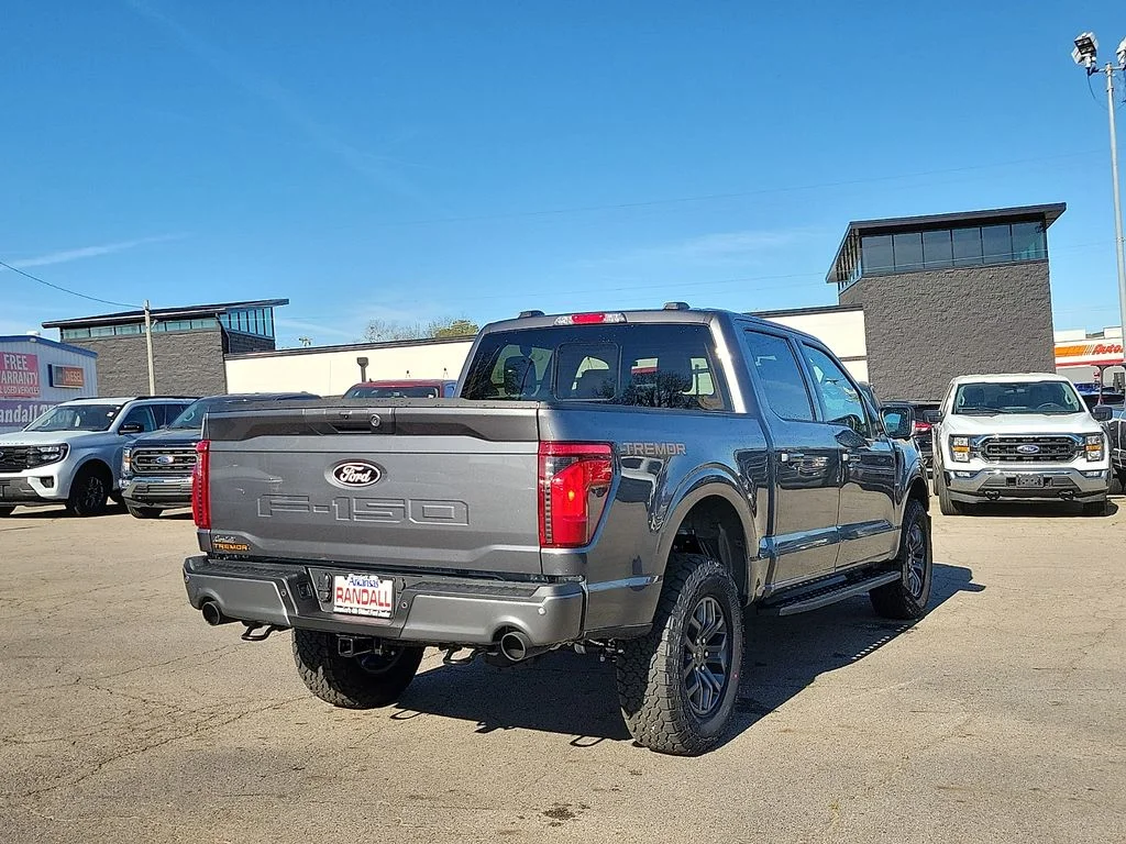 New 2026 Carbonized Gray Metallic Ford Tremor® image 5