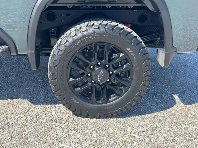 New 2026 Cypress Gray Chevrolet LT image 4
