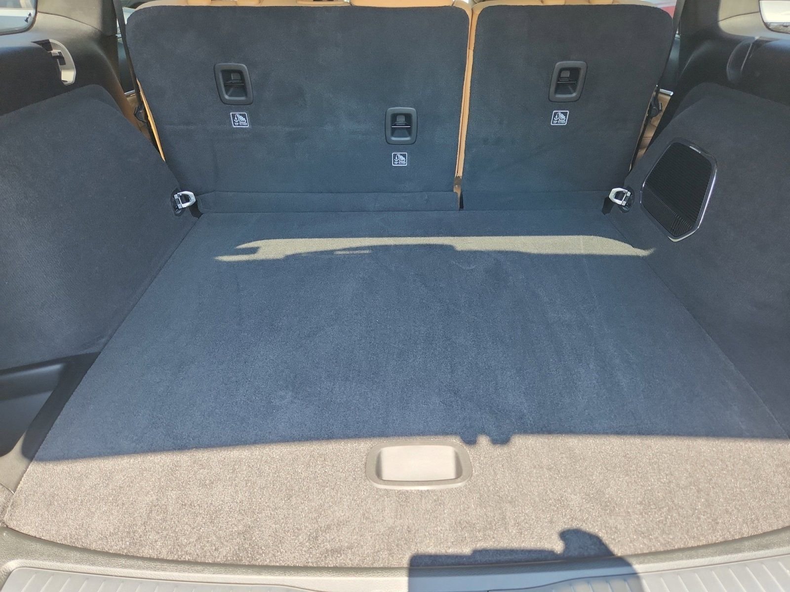New 2026 Bright White Clear-Coat Exterior Paint Jeep Summit image 25