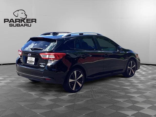 Used 2018 Crystal Black Silica Subaru Premium image 5