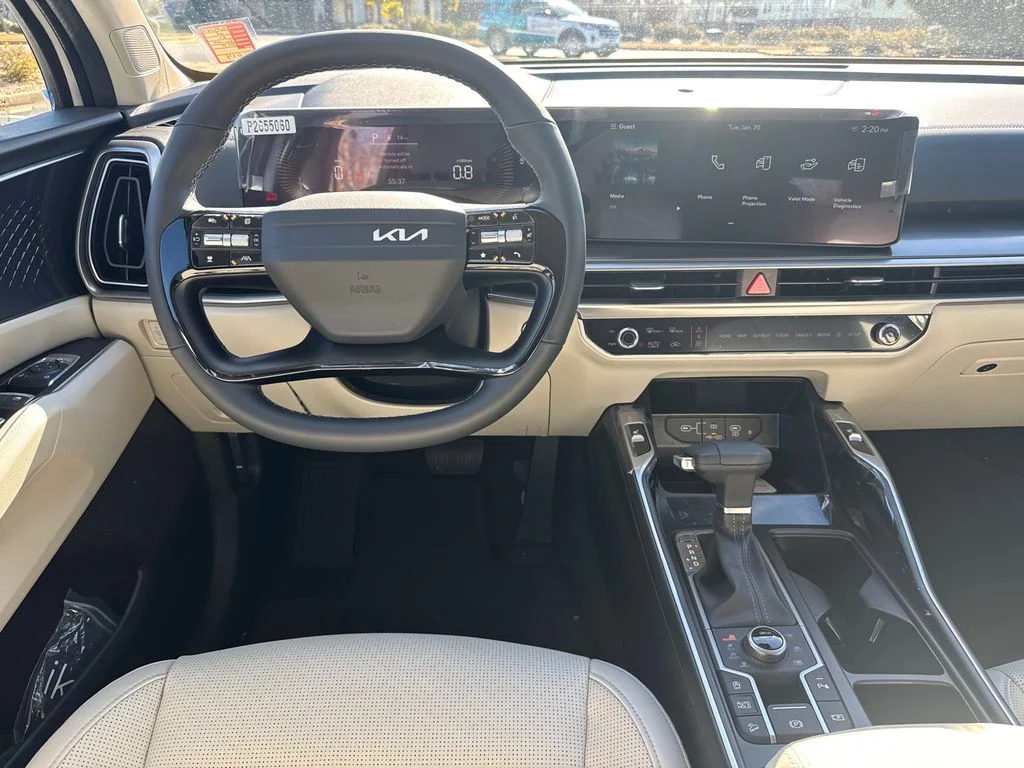 New 2026 White Kia S image 23